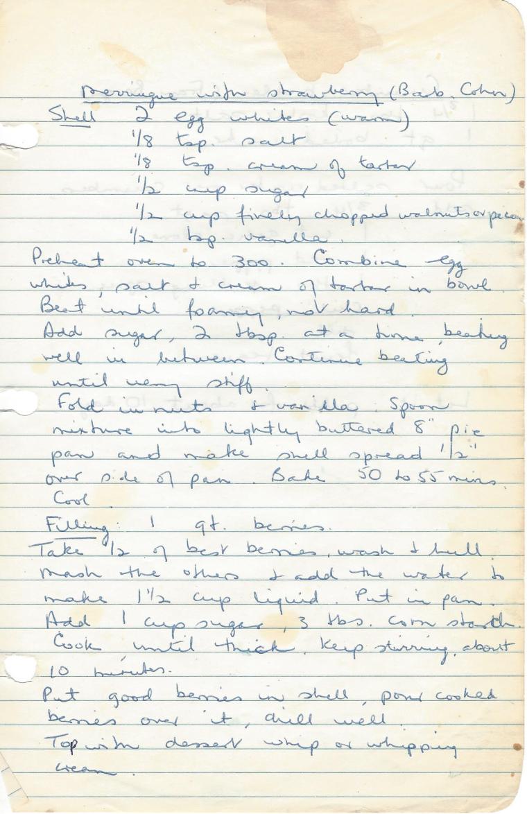 meringue with strawberries